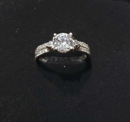925 Sterling Silver Ladies Ring